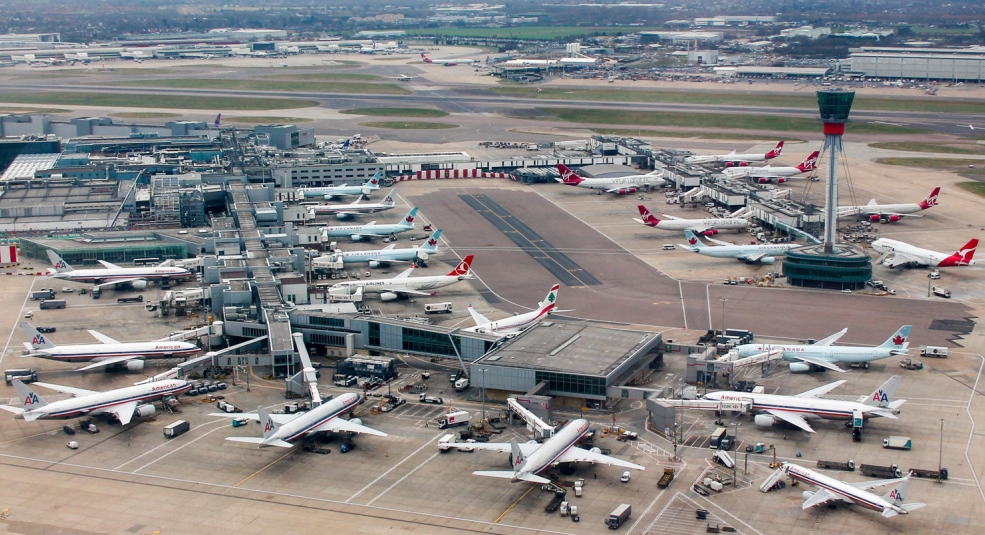 Anh dừng dự án mở rộng sân bay Heathrow