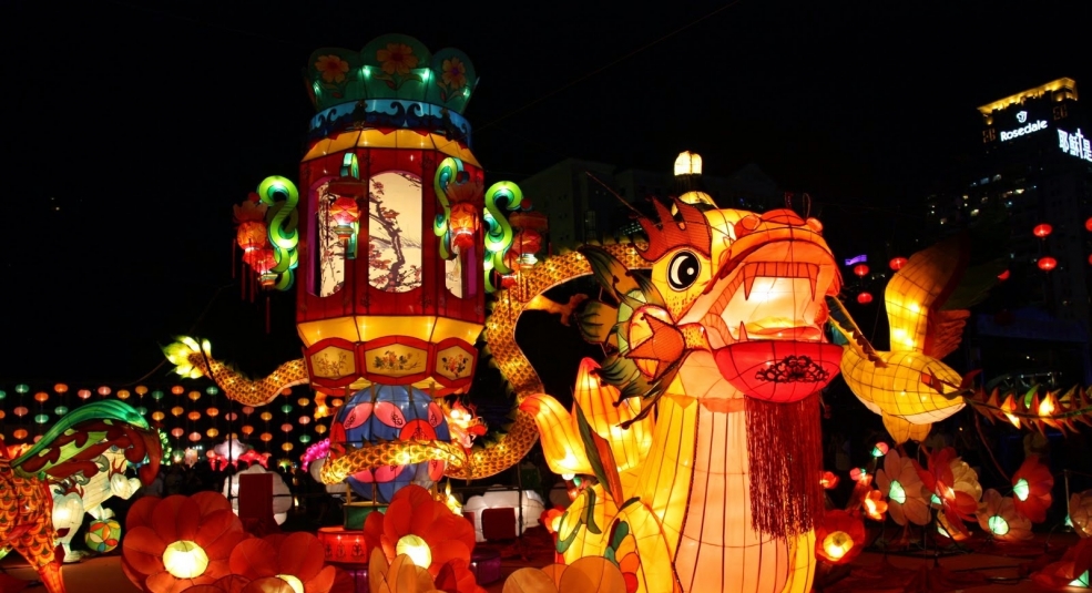 Dừng lễ hội Trung thu lớn nhất Việt Nam