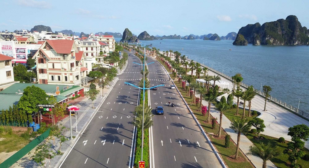Quảng Ninh mở lại nhiều hoạt động du lịch nội tỉnh