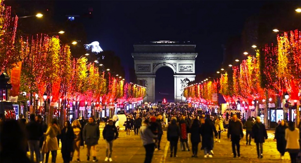 Paris chính thức bắt đầu mùa Giáng sinh