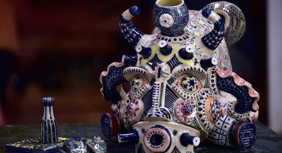 'Loong Koong' - một triển lãm gốm đương đại