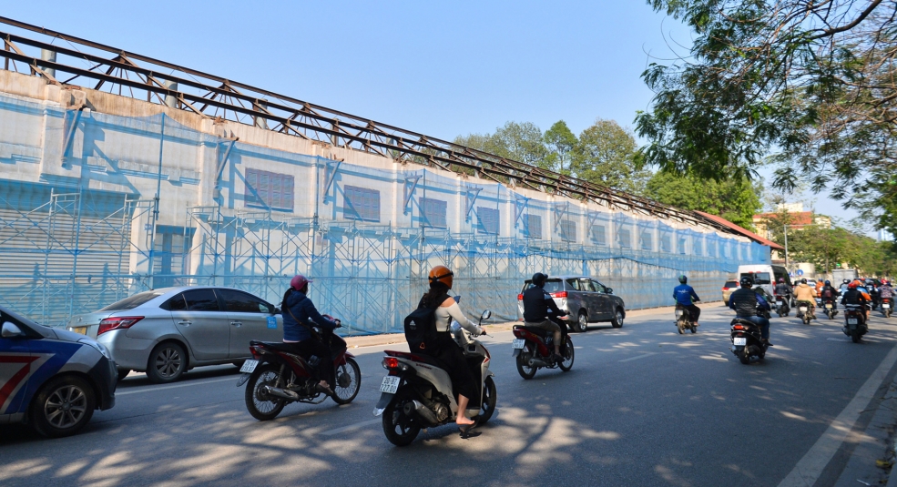 Hà Nội tạm dừng phá dỡ toà nhà Pháp cổ ở Trần Phú