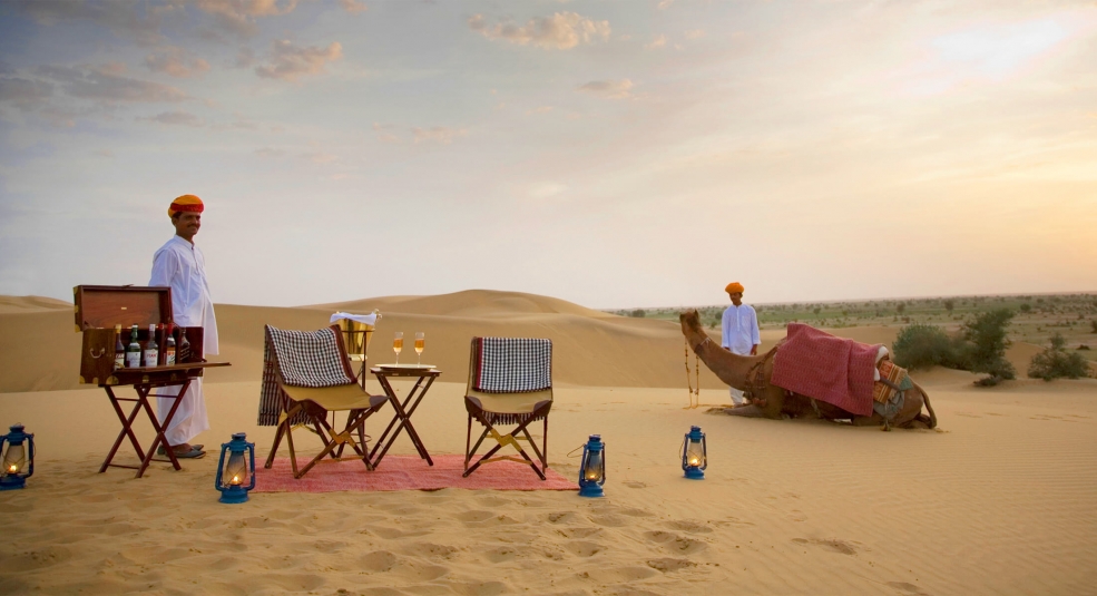 Khi khách sạn sang trọng nằm giữa lòng sa mạc
