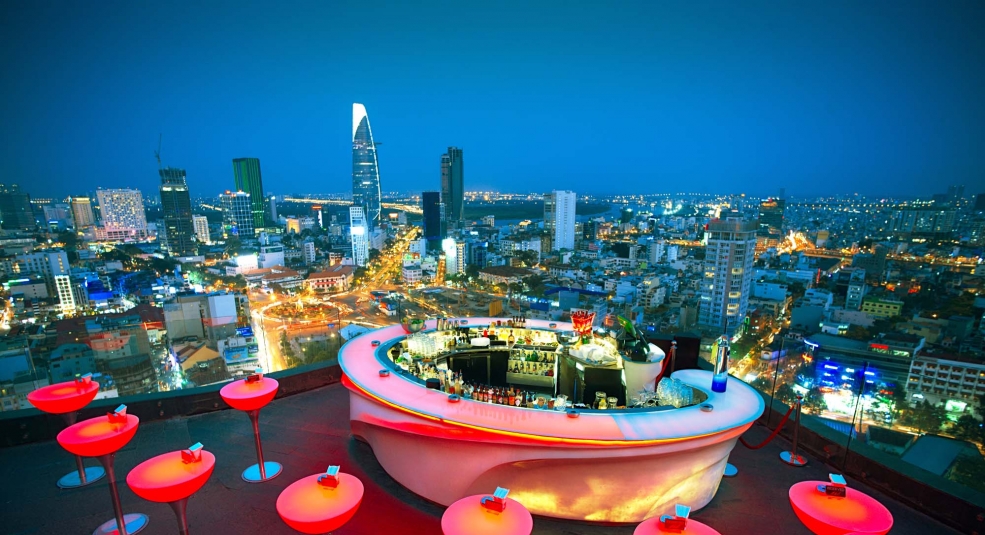 Ngắm nhìn Sài Gòn về đêm trên các Sky Bars