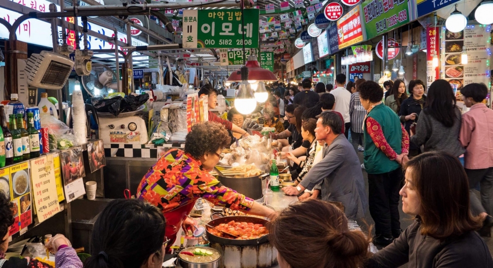 Oanh tạc 5 khu chợ ẩm thực nổi tiếng nhất Seoul