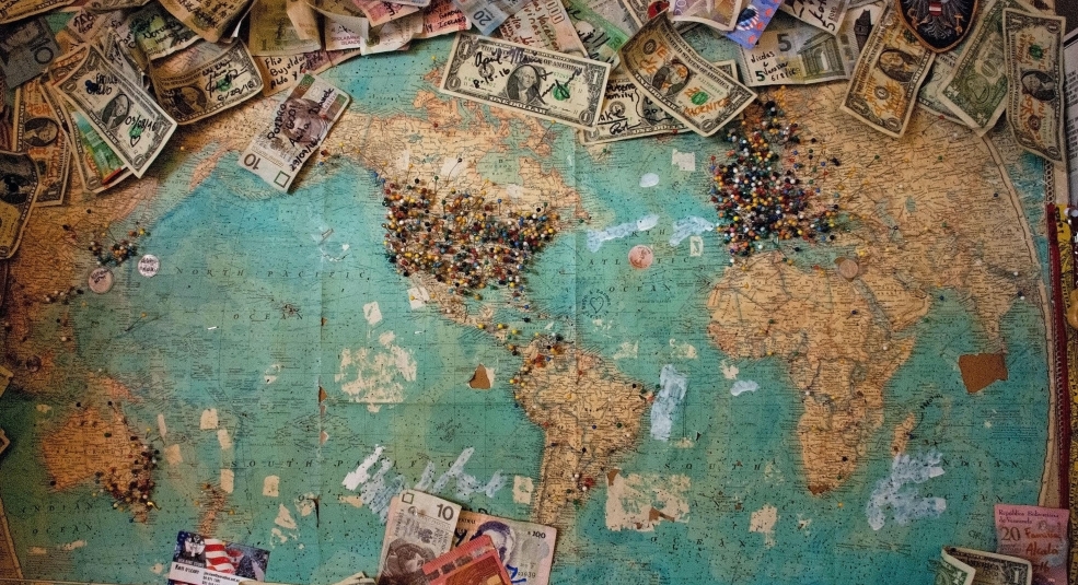 Du khách xin tiền đi du lịch khắp nơi trên thế giới