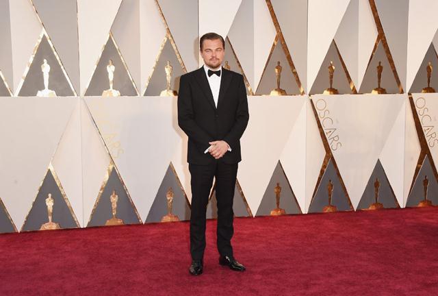 Leonardo DiCarpio chính thức chạm tay tới tượng vàng Oscar 
