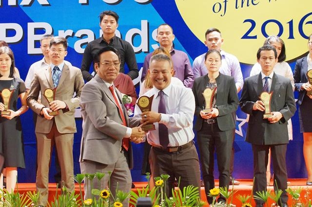 Seahorse Resort & Spa nhận giải thưởng 'Thương hiệu hàng đầu - Top Brands 2016'