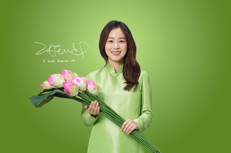 Kim Tae Hee – Đại sứ thương hiệu Everon gửi lời chào tới Fan Việt