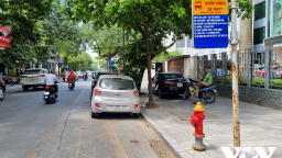 Nhà chờ và thân phận “con rơi”