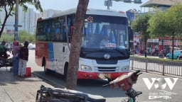 Đường Kinh Dương Vương (TP.HCM): Xử phạt rồi lại tái diễn, 'xe dù, bến cóc' có đang 'nhờn luật'?