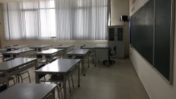 Liệu học sinh sẽ được giải phóng áp lực học hành, thành tích?
