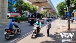 Không giơ tay xin sang đường, có bị phạt?