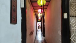 Cà phê ngõ nhỏ
