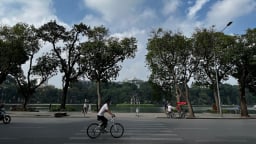 Giao thông xanh, không chỉ ngoài xe điện...