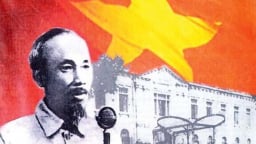 Hành trình tự do: Ngọn lửa Tháng Tám