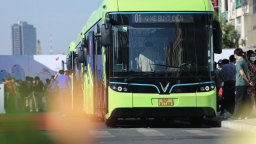 Phát triển phương tiện xanh - thách thức từ nhiều phía