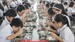 Bữa ăn học đường: Đừng chỉ là lý thuyết