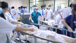 Vụ ô tô đâm 17 xe máy: 2 trường hợp rất nặng