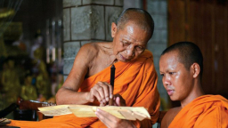 Người cuối cùng viết kinh trên lá