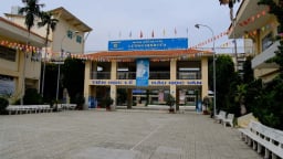 TP.HCM: Một học sinh lớp 7 trường Lương Định Của ngã từ tầng cao