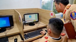 Thi lý thuyết lái xe sẽ dùng 600 câu hỏi mới từ tháng 01/6