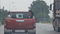 Chở 6 trẻ nhỏ trên thùng xe: Tài xế bị phạt đến 6 triệu, trừ 6 điểm GPLX