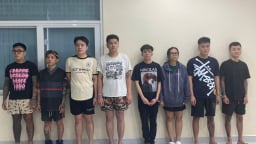 Khởi tố, bắt tạm giam 8 đối tượng trong đường dây buôn bán “bóng cười”
