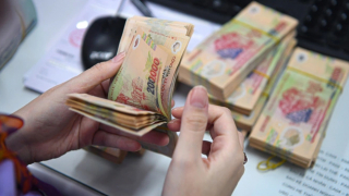 Dự thảo giãn nợ, giữ nguyên nhóm nợ: Giải pháp tiếp sức cho doanh nghiệp (Phần 1)