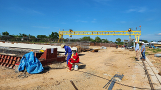 Gỡ được nút thắt vật liệu, cao tốc Bãi Vọt - Hàm Nghi - Vũng Áng tăng tốc thi công bù tiến độ