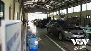 Bộ GTVT yêu cầu đăng kiểm không được để ùn tắc dịp Tết