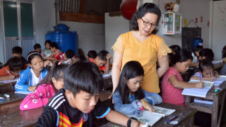 Người gieo chữ bằng tình thương