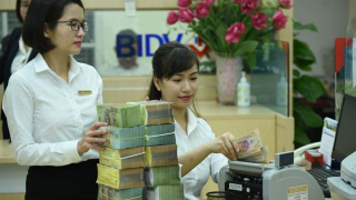 Tăng trưởng tín dụng chưa cao, tiếp cận vốn tín dụng còn khó khăn