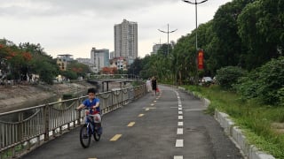 Làn riêng xe đạp: Lối vào bị chặn, đích đến… đường cụt
