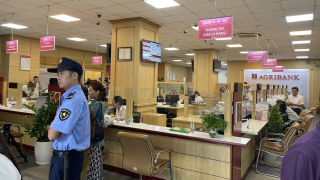 Ngày đầu 4 ngân hàng bán vàng miếng SJC ra sao?