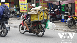 Buộc kiểm định khí thải xe máy: Chủ xe cũ nát nói gì?