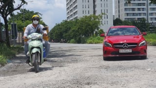 Tuyến đường Muồng Tím xuống cấp, hư hỏng nghiêm trọng