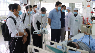 Liên tiếp ngộ độc thực phẩm: Cần quản lý chặt, xử phạt nghiêm