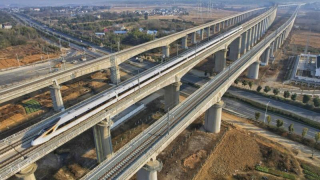 Đường sắt tốc độ cao: Một mũi tên trúng nhiều đích