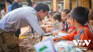 Một ngàn lẻ một thư viện bản xa