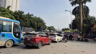 Hà Nội: Ngã ba Xa La còn tắc đến bao giờ?