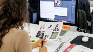 Người trẻ đón Tết dương lịch như thế nào?