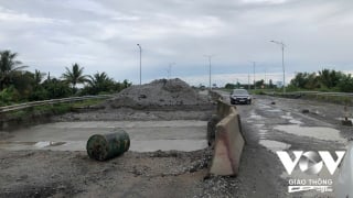 Tuyến Lộ tẻ - Rạch Sỏi thi công thiếu an toàn, người dân lo trễ hẹn