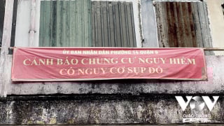 Bất an khi sống cạnh 'chung cư có thể sập bất cứ lúc nào'
