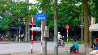 Hà Nội: Cấm ô tô rẽ trái từ Đội Cấn vào Vạn Bảo từ 21/10