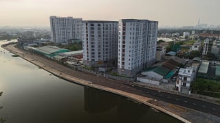 Đường dọc kênh Tham Lương - Bến Cát - rạch Nước Lên đang “thay da đổi thịt”