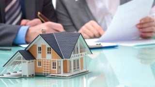 Nhiều môi giới bất động sản ‘chật vật’ với chứng chỉ hành nghề