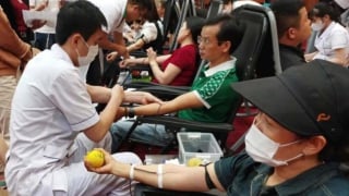 Gần 400 người ở huyện Kim Thành tham gia hiến máu tình nguyện