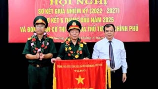 Hội Cựu chiến binh tỉnh Hải Dương nhận Cờ thi đua của Chính phủ