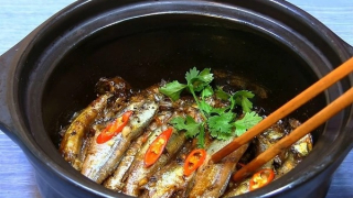 Cá trứng rim tiêu